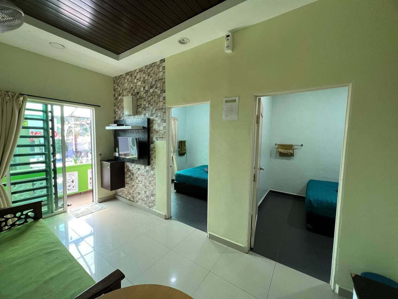 Chalet (2 Bilik) PANTAI PUTERI 3